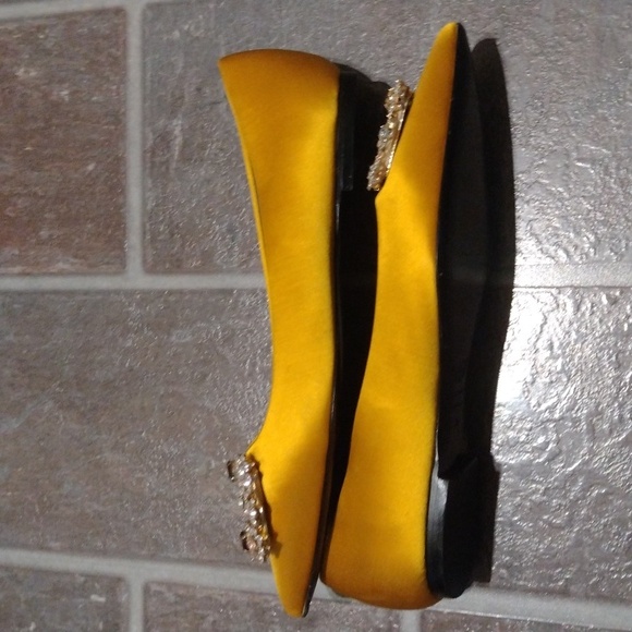 Roger Vivier Flower Strass Crystal embellishment Satin Ginger yellow flat Size35 - Picture 10 of 14